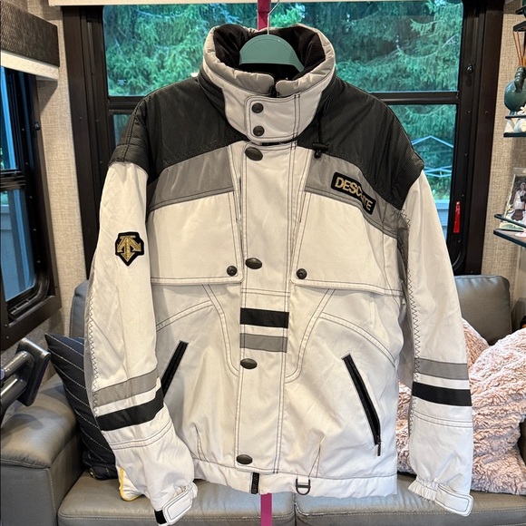 Descente Men's White and Gray Ski Jacket size Large - Picture 1 of 10